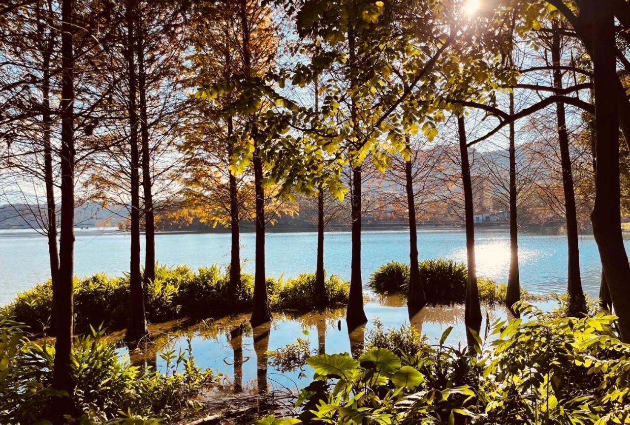 Lake B&B Yuchi Exterior photo